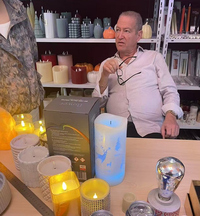 Ningbo Weizhi Electronics levert met succes een nieuwe batch op maat gemaakte bestellingen voor LED-huis- en vakantiedecoratie